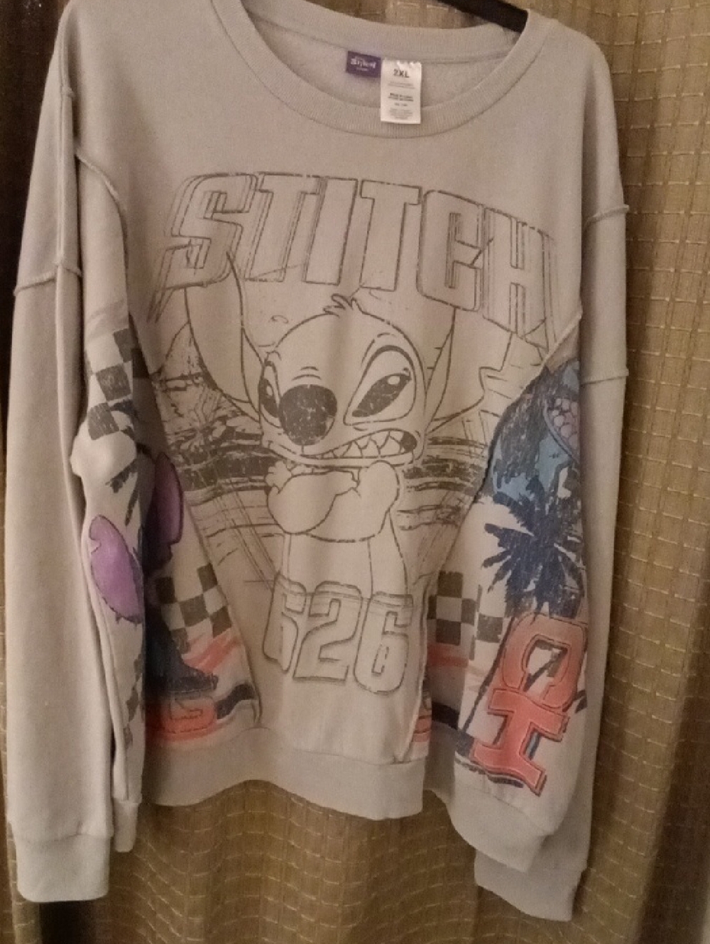 Stitch Men's Graphic Crewneck Sweatshirt - Light Gray